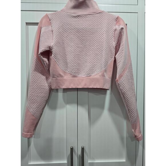 Pink 2-Piece Athletic Set – Size Large - Picture 10 of 16